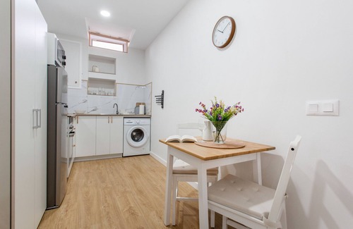 El Guincho Apartment | Vacation Studio 'Estudio San Agustín 45' with Wi-Fi