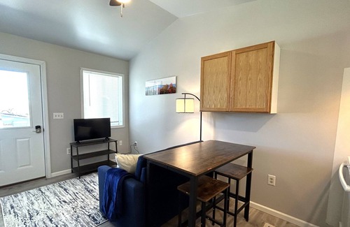 St Ignace Apartment | Vacationland Motel #2