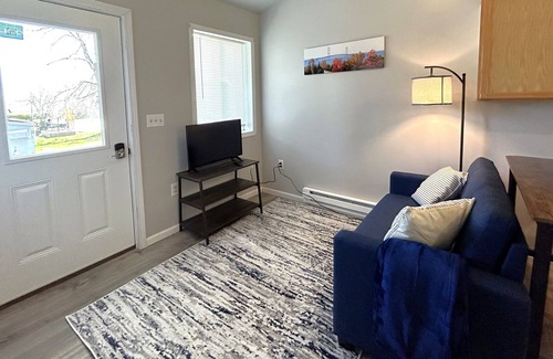 St Ignace Apartment | Vacationland Motel #3