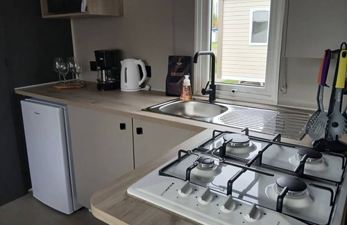 Jabbeke Ski Chalet | Vakantiepark Klein Strand - Cottage 4p
