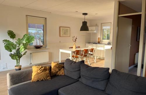 Sint Nicolaasga House | Vakantiewoning 'Eysinga State'