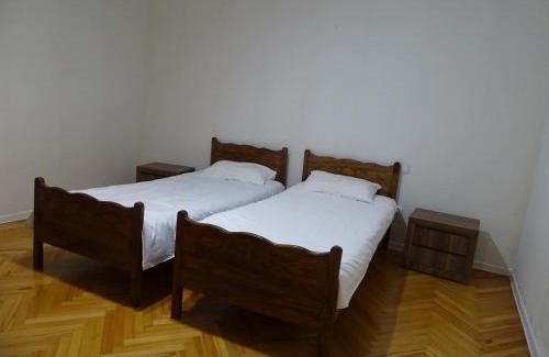 Vake Apartment | Vake Super Quiet and Comfy Apartment with a Yard