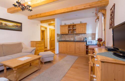 Velke Karlovice Resort | Valašské chalupy Resort