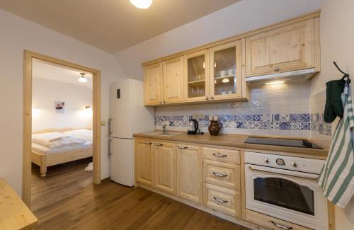 Velke Karlovice Resort | Valašské chalupy Resort