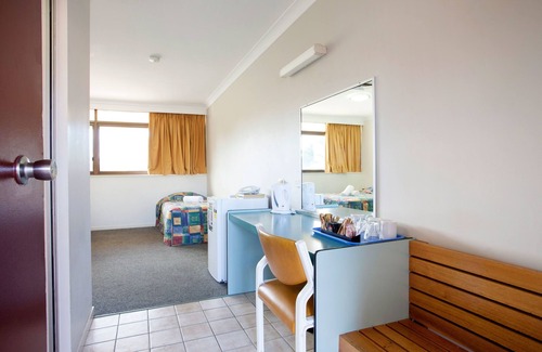 Aitkenvale Hotel | Vale Hotel