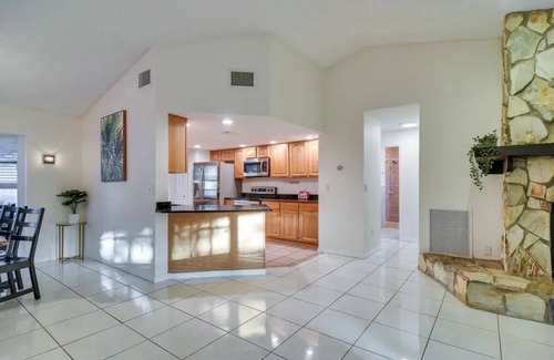Palm Harbor House | Valencia Manor, your family home away from home with pool and spa heat avalaible