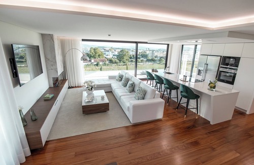 Caldelas Apartment | Valentina Residence by GuimaGold