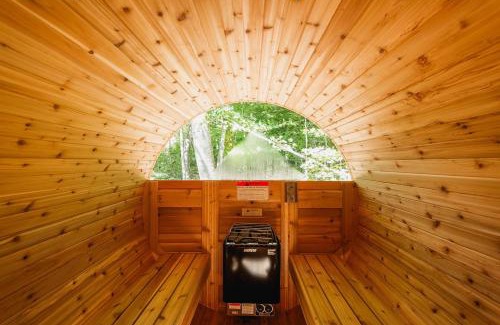 La Conception House | Valhalla Tremblant Cabin Retreat-Your Haven Awaits!