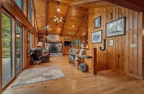 Pequot Lakes House | Valhalla Up North