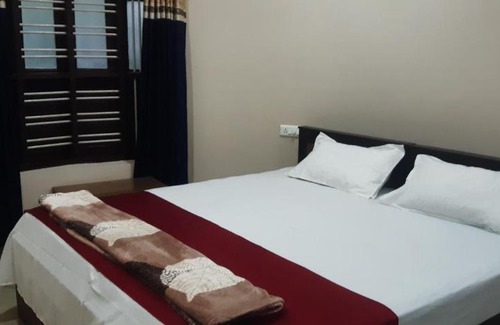 Munroe Island House | VALIYATH HOLIDAYS HOMESTAY
