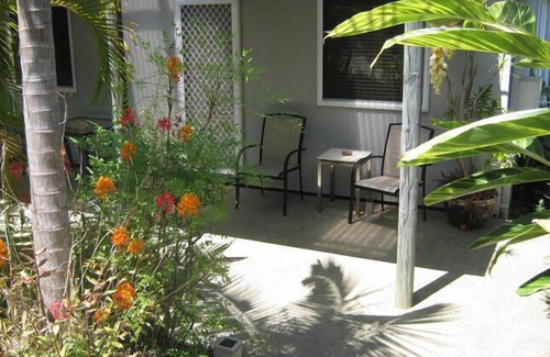 Valla Beach House | Valla Beach Retreat House