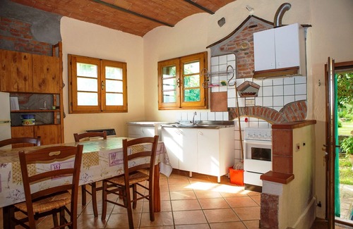 Toiano Villa | Vallacchi b&b a Country House in the heart Tuscan, by small family or couple