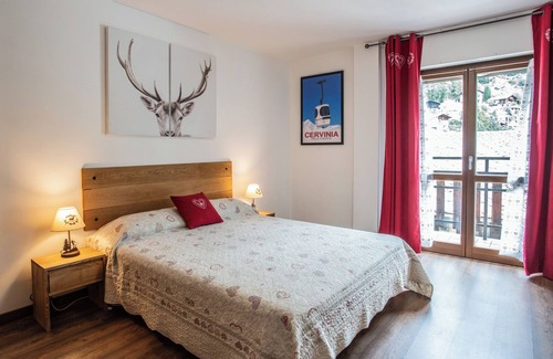 Valtournenche Apartment | Valley view apartment in the center of Valtournenche