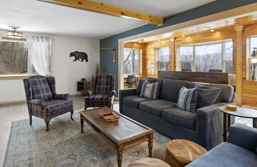 Honeoye House | Valley View | Mins to Lake and Ski | Hot Tub