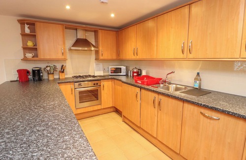 Cleator Moor Cottage | VALLEY VIEW, pet friendly in Cleator Moor