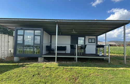 Nemingha House | Valleyview Tiny House - Tamworth