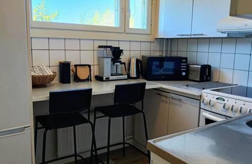 Raisio Apartment | Valoisa yksiö parvekkeella