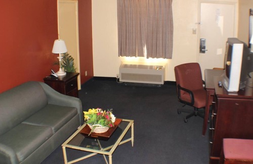Harlingen Hotel | Value Inn & Suites