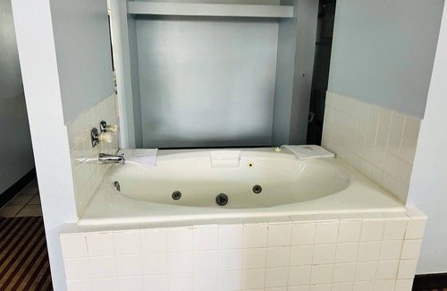 Winchester Hotel | Value Stay