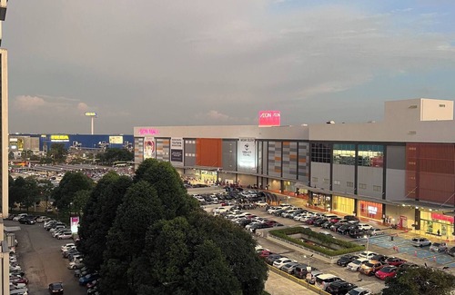 Taman Desa Tebrau Apartment | ValueRoomz Aeon Tebrau City IKEA KTV Movies FUN
