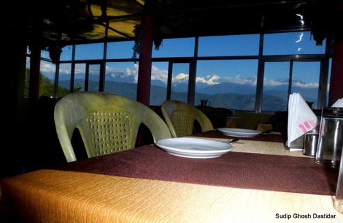 Geyzing House | Vamoose Kanchan Valley