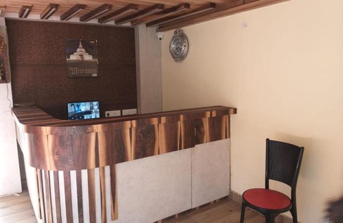 Ghoom House | Vamoose Silver Pine Homestay