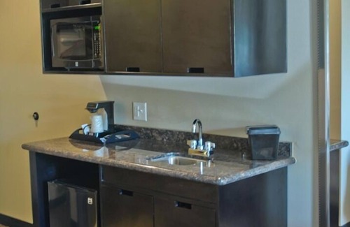 New Town Hotel | Van Hook Territorial Inn
