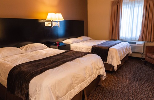 New Town Hotel | Van Hook Territorial Inn