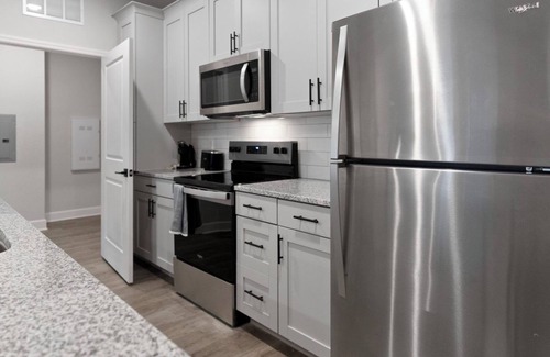 Newberry Apartment | Vanguard 2BD 15 - Two Bedroom Apartment, Sleeps 4
