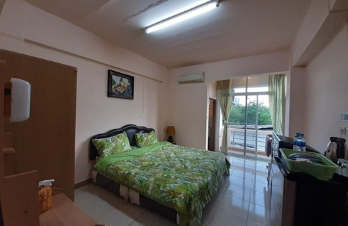 Nonthaburi Hotel | Vanlisut Hotel Ngamwongwan