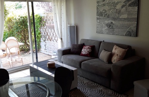 Vannes Apartment | VANNES, bright T2 with garden 10 min walk from the port and the city center