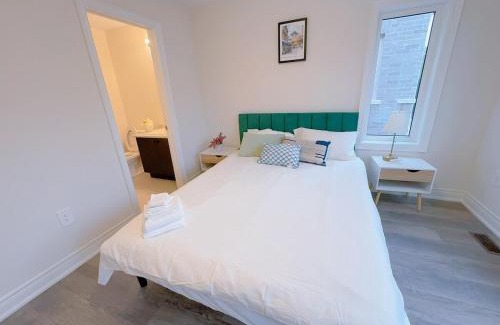 Pickering House | Vantage Stay pickering 4-BR