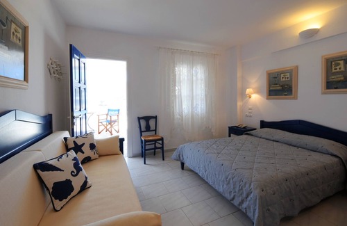 Karavostasis Apartment | Vardia Bay Studios
