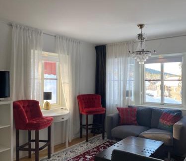 Stoten Apartment | Varijlyan höger