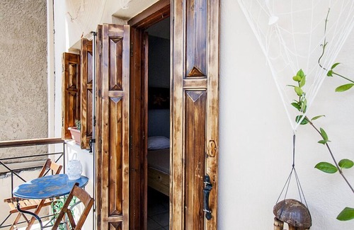 Trikala House | Varousi traditional house in old town of Trikala