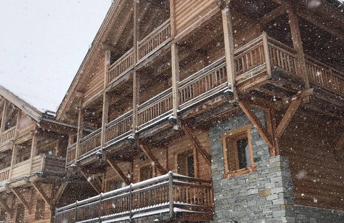 Les Claux Ski Chalet | VARS Chalet 5 Stars Luxury 18 people, ski in/out Sauna Hammam Pool Sun-Sun