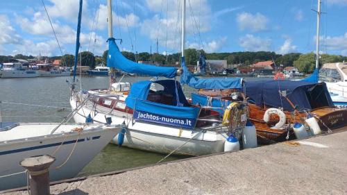 Nida Boat Rental | Varuna jachta