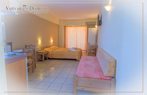 Platanes Apartment | Varvaras Diamond Hotel