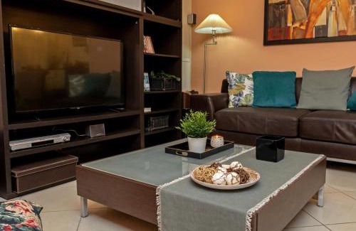 Saronikos Apartment | Vasia's House in Kalivia