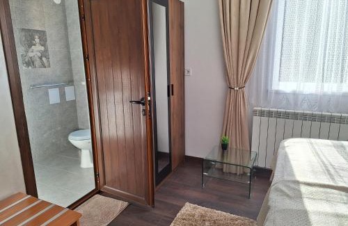 Devin House | Vasilevi House