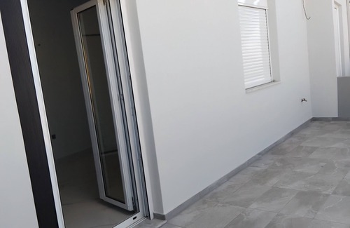 Pyrgos House | VBKJJJJJJJJ