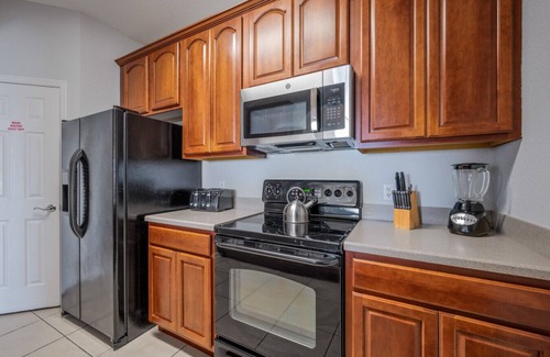 Florida Central Atlantic Coast Condo | VC14-407 Fourth Floor - Near All Major Attractions