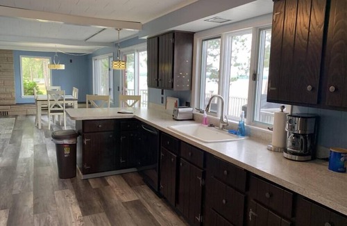 Lewiston House | Veeder Lodge Summary: