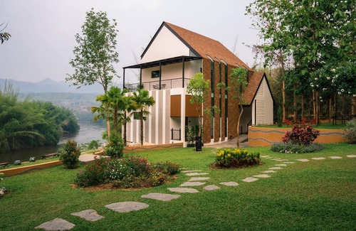 Sai Yok Hotel | VeeVaree Riverkwai Resort