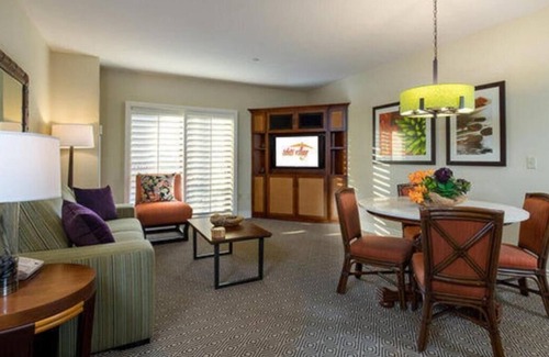 Las Vegas Resort | Vegas 1BR Resort Stay Kitchen Resort Amenities