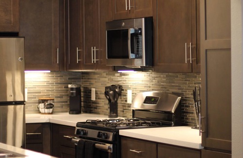 Spring Valley Apartment | Vegas Luxe Getaway