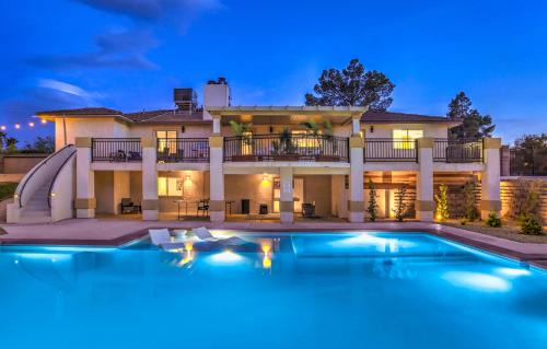 Black Mountain Villa | vegas saltwater, a luxury pool villa with 5BR, Spa, wet deck on a half acre lot