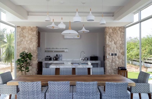 Puk Tian Villa | Vela villa Luxury beachfront Cha am, Thailand