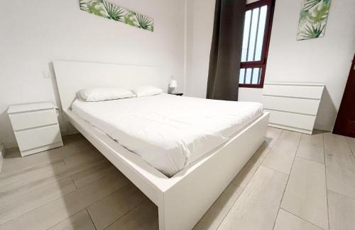 Las Palmas de Gran Canaria Apartment | Velarde Deluxe Beach Flat byCanary365