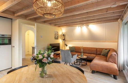 Zwiggelte House | Velduil I Mooi Huisje met Ruime Tuin